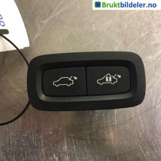 Bryter baklukeåpner til Volvo V90 / V90 CC / S90,   (VOLVO|31674801|8888780750)