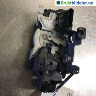 Låsekasse høyre foran til Volvo V90 / V90 CC / S90, 2016->>  (VOLVO|31440998|C73367-100|31462456)