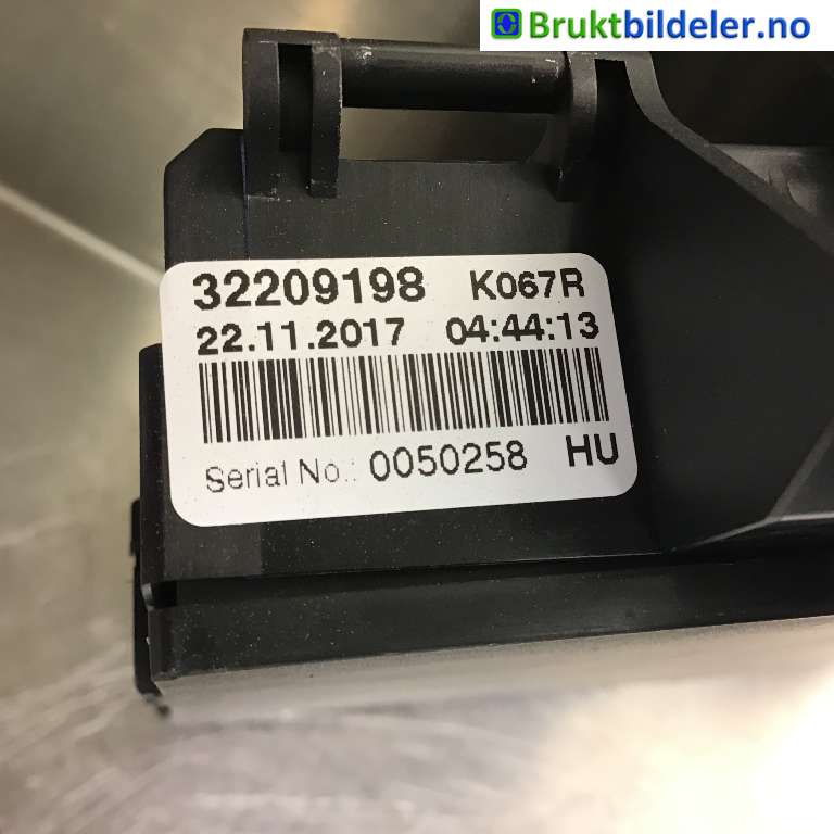 Sikringsboks til Volvo V90 / V90 CC / S90 2016-->>  (VOLVO|32209198|K067R|)