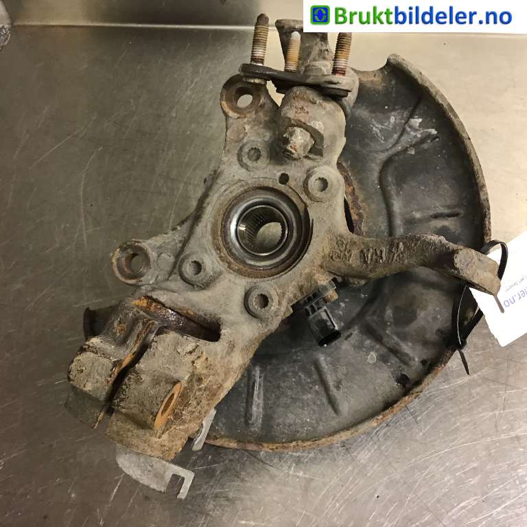 Hjulspindel venstre foran til VW Caddy, 2010-2015 (Type III, Fase 2)  (VOLKSWAGEN|1K0 407 255 AA)
