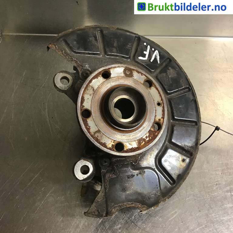 Hjulspindel venstre foran til VW Caddy 2010-2015 (Type III, Fase 2) (VOLKSWAGEN|1K0 407 255 AA|)