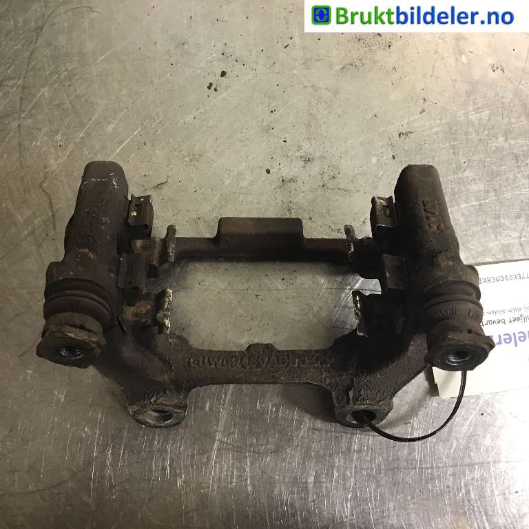 Bremsecaliper brakett til VW Caddy 2010-2015 (Type III, Fase 2)  (VOLKSWAGEN|5K0 615 426|)