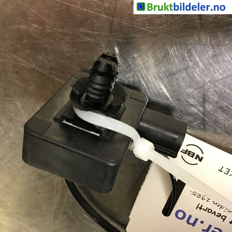 Antenne navigasjon til Ford Mustang Mach-e 2020-->>  (FORD|MU5T-14G618-AD|TN233700-5173|)