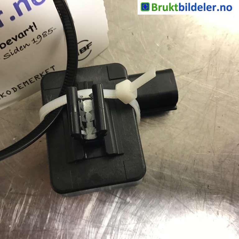 Antenne navigasjon til Ford Mustang Mach-e 2020-->>  (FORD|MU5T-14G618-BD|TN233700-5183|)