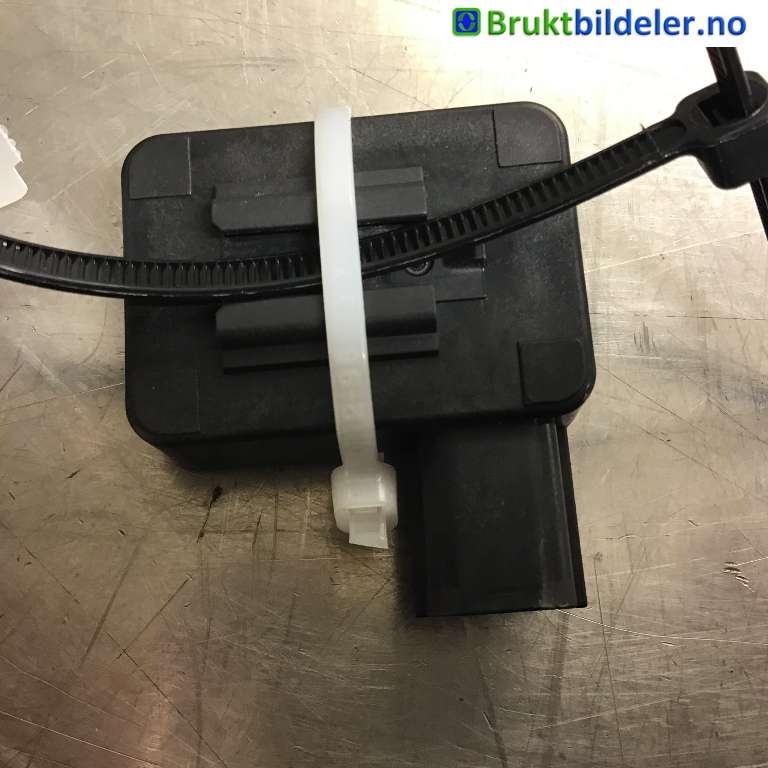 Antenne navigasjon til Ford Mustang Mach-e 2020-->>  (FORD|MU5T-14G618-BD|TN233700-5183|)