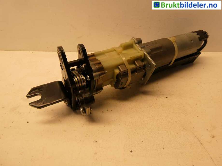 Baklukeåpner motor til VW Passat 2011-2015 (B7) (B7) (VOLKSWAGEN|3C9827383J||3C9 827 383 J)