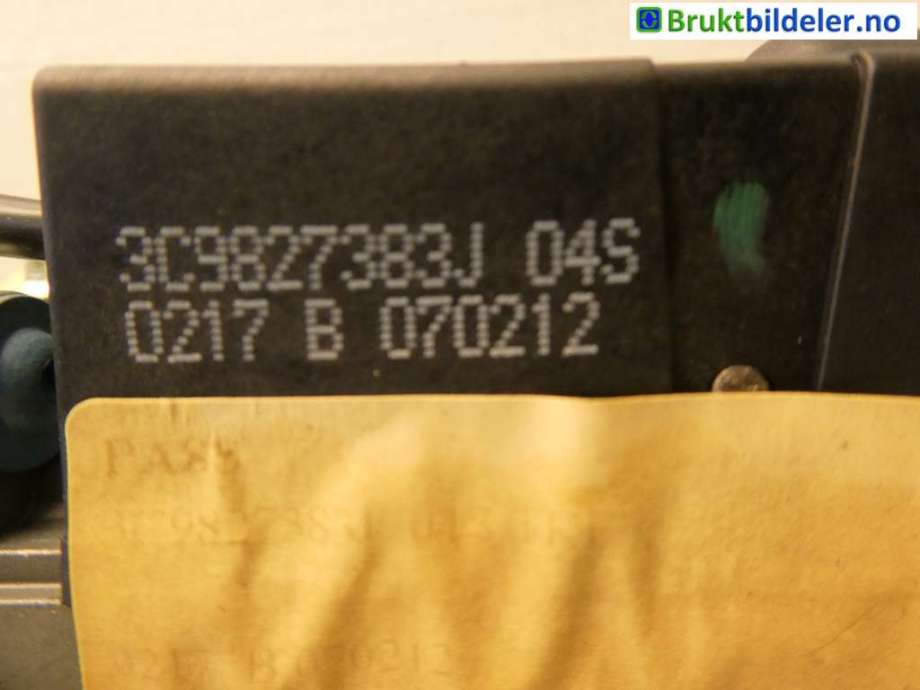 Baklukeåpner motor til VW Passat 2011-2015 (B7) (B7) (VOLKSWAGEN|3C9827383J||3C9 827 383 J)