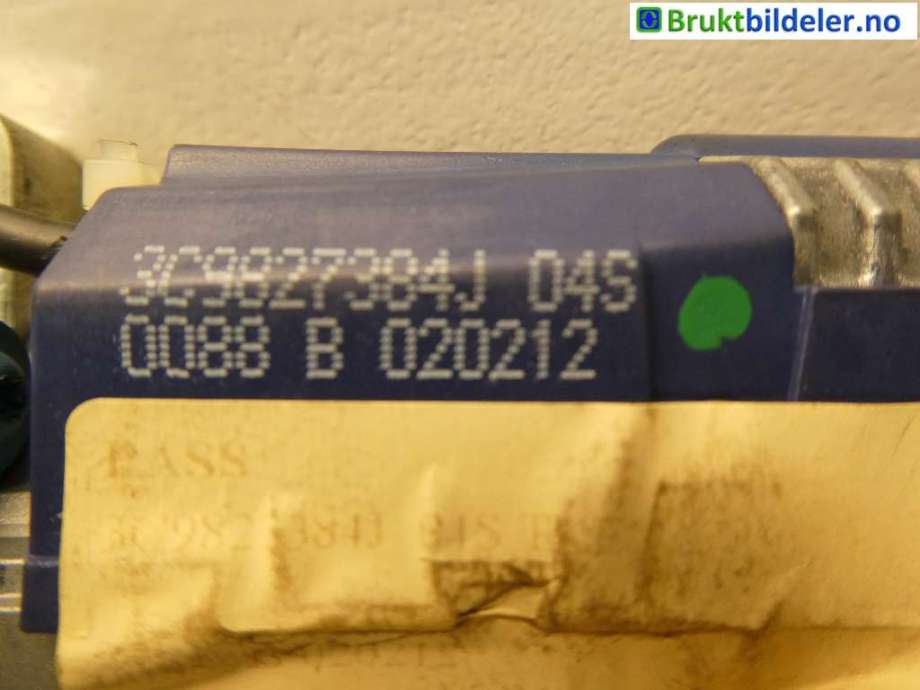 Baklukeåpner motor til VW Passat 2011-2015 (B7) (B7) (VOLKSWAGEN|3C9827384J||3C9 827 384 J)