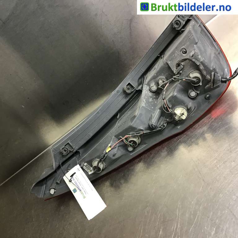 Baklykt høyre til Hyundai i30 2007-2012 (Type I)  (HYUNDAI|92402-2L110|)
