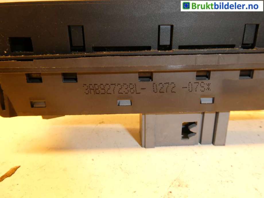 Bryter diverse til VW Passat 2011-2015 (B7) (B7) (VOLKSWAGEN|3AB 927 238 L||3AB927238L)