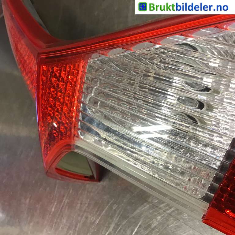 Baklykt venstre indre til Volvo XC70 2008-2013 (Type II, Fase 1)  (VOLVO|31395068|)