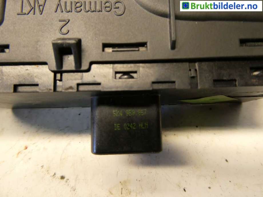 Bryter ruteheis til VW Passat 2011-2015 (B7) (B7) (VOLKSWAGEN|5K4 959 857|)