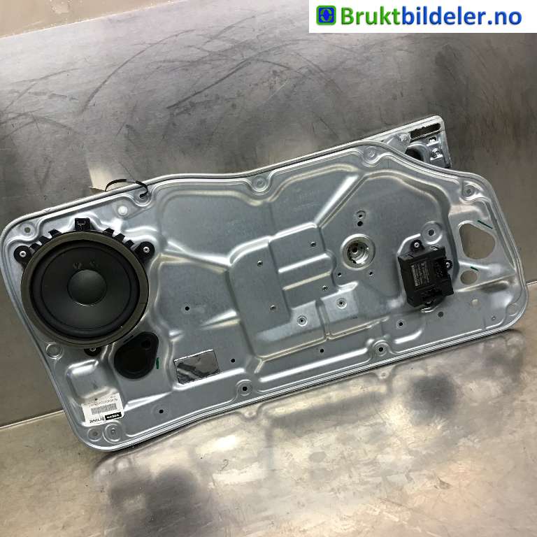 Ruteheis til Volvo XC70 2008-2013 (Type II, Fase 1)  (VOLVO|30784509|)