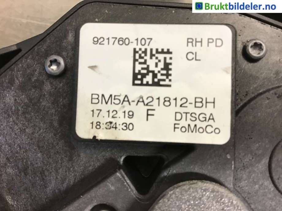 Låsekasse høyre foran til Ford Transit Courier 2018-2023 (Type I, Fase 2)  (FORD|BM5A-421812-BH|921760-107|)
