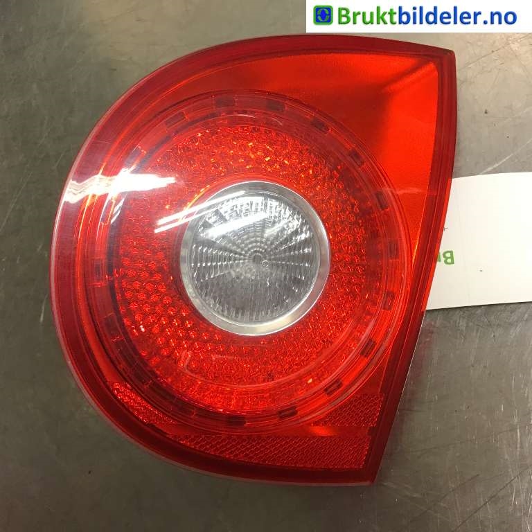 Baklykt høyre indre til VW Golf V, Combi, 2003-2008  (VOLKSWAGEN|1K6945094G)