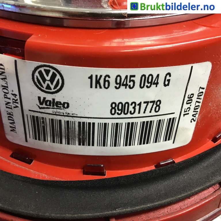 Baklykt høyre indre til VW Golf V, Combi 2003-2008  (VOLKSWAGEN|1K6945094G|89031778|)