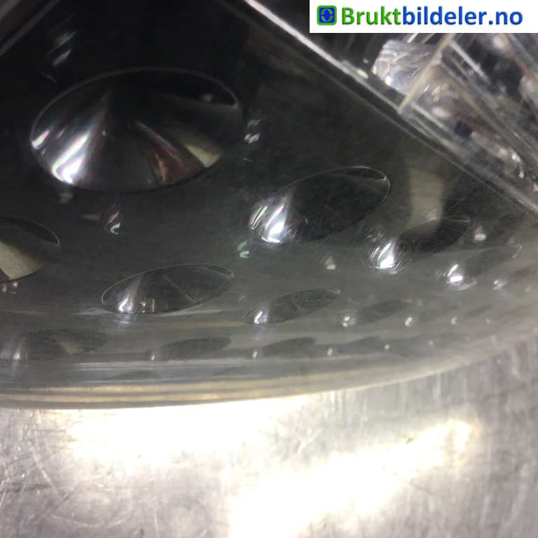 Baklykt høyre indre til Mitsubishi Outlander 2010-2012 (Type II, Fase 2)  (MITSUBISHI|8331A006|)