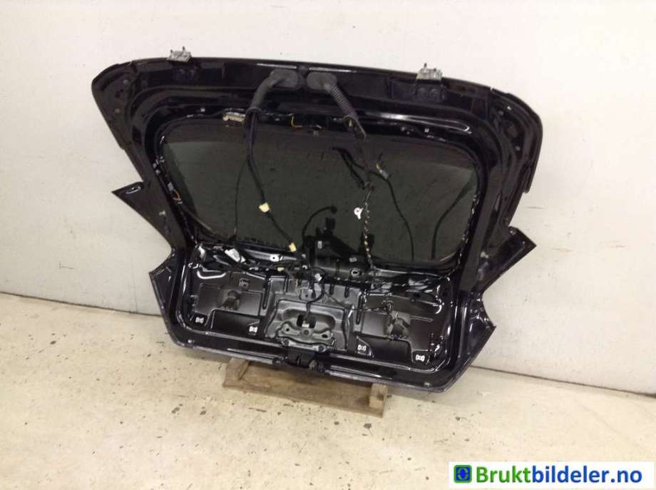 Bakluke combi til Ford Focus 2014-2018 (Type III, Fase 2)  (FORD|PF1EB-A40410-AC|2002017|)