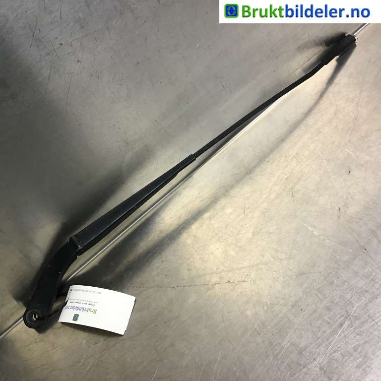 Viskerarmer frontrute til Ford C-Max 2015-2019 (Type II, Fase 2)  (FORD|AM51-17526-EC|)