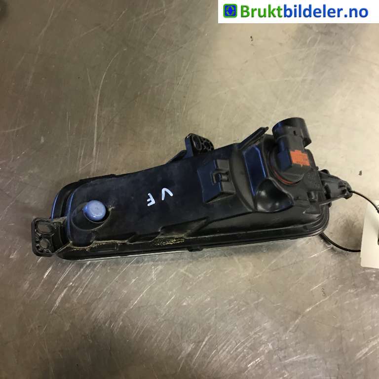 Tåkelykt venstre foran til Ford C-Max 2015-2019 (Type II, Fase 2)  (FORD|F1EB-15A255-AB|90041448|)