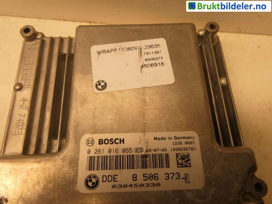 Styreenhet motor til BMW X3 2007-2010 (Fase 2) (E83) (E83) (BMW|7811387|0 281 016 065)