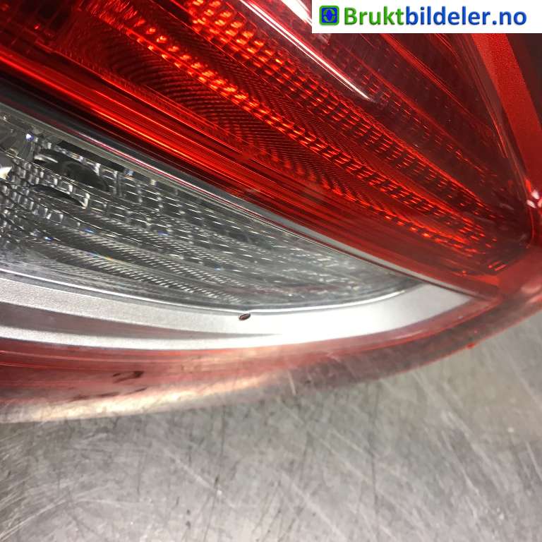 Baklykt venstre indre til Ford C-Max 2015-2019 (Type II, Fase 2)  (FORD|F1CB-13A603-BE|90060098|F1CB-13A603-BC)