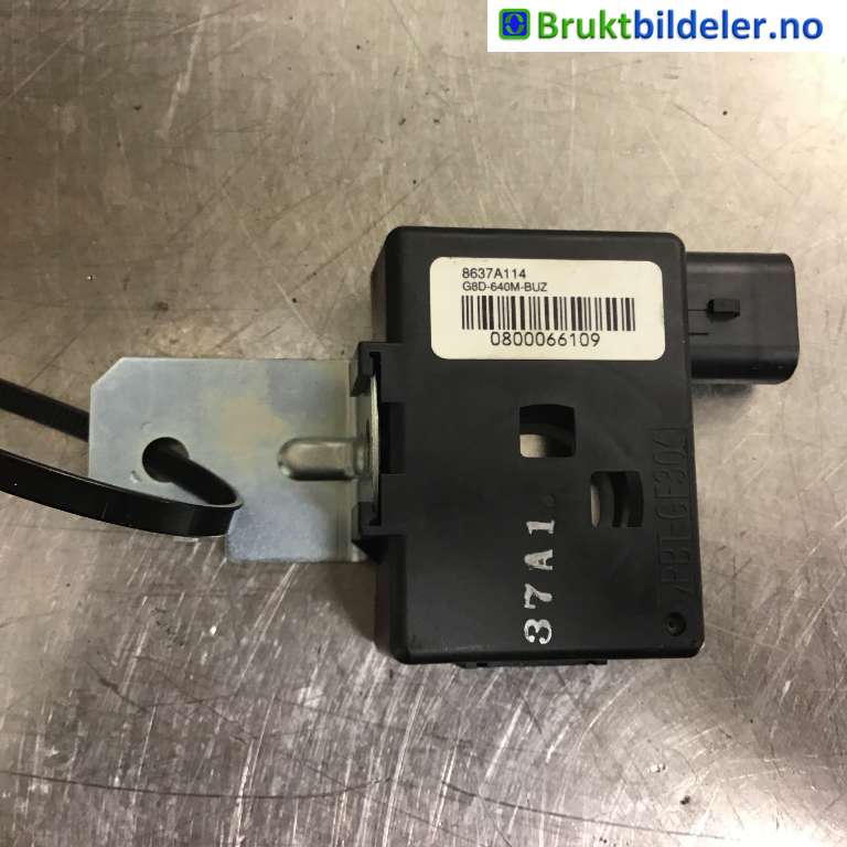 Diverse deler til Mitsubishi Outlander 2012-2015 (Type III, Fase 1)  (MITSUBISHI|8637A114||G8D-640M-BUZ)