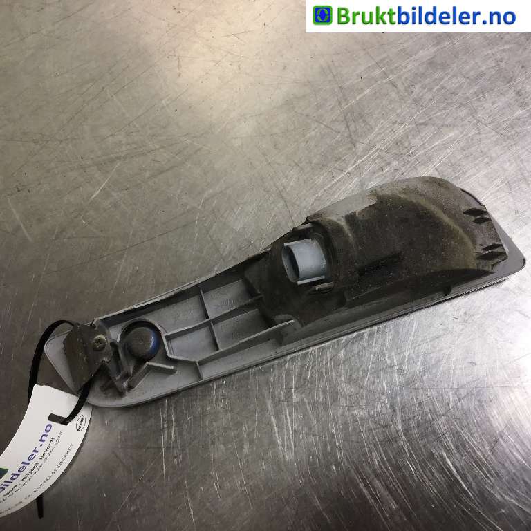 Baklykt fra støtfanger til Mitsubishi Outlander 2012-2015 (Type III, Fase 1)  (MITSUBISHI|8337A111|)