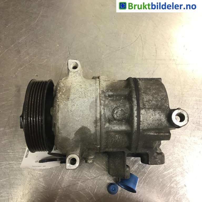 Aircondition kompressor til VW Caddy, 2010-2015 (Type III, Fase 2)  (VOLKSWAGEN|5N0 820 803 C)