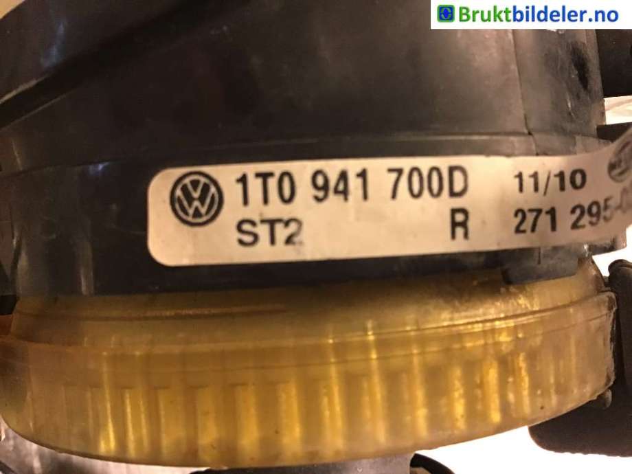Tåkelykt høyre foran til VW Scirocco 2008-2013 (VOLKSWAGEN|1T0 941 700 D|)