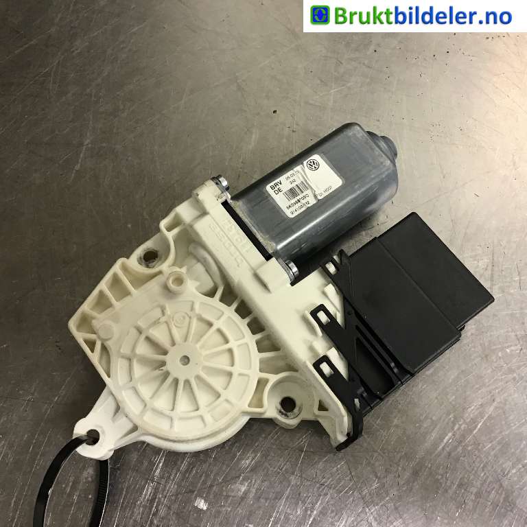 Ruteheis venstre bak til VW Golf VI 2008-2012  (VOLKSWAGEN|5K0 959 703 C||5K0 959 794)