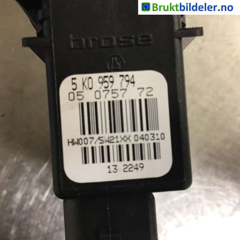 Ruteheis venstre bak til VW Golf VI 2008-2012  (VOLKSWAGEN|5K0 959 703 C||5K0 959 794)
