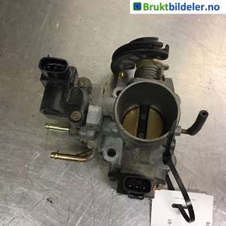 Spjeldhus til Toyota Corolla,   (TOYOTA|2221011610)