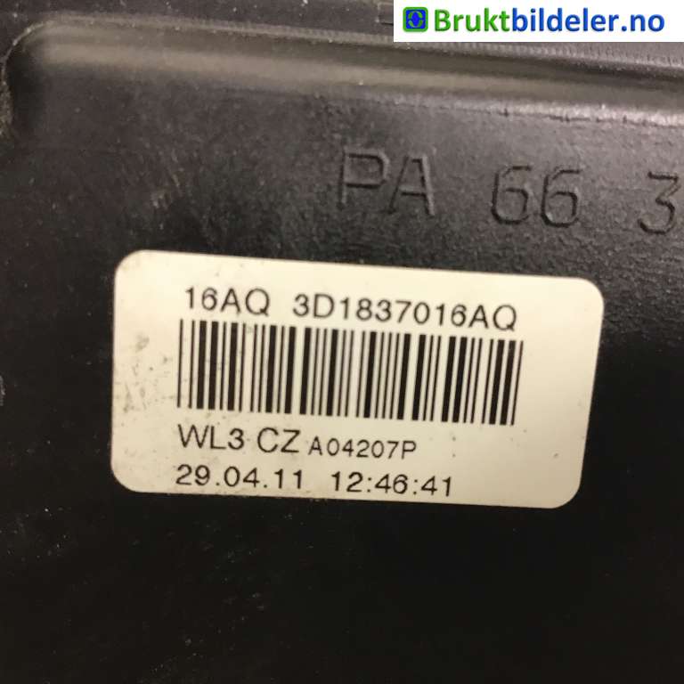 Låsekasse høyre foran til VW Caddy 2010-2015 (Type III, Fase 2)  (VOLKSWAGEN|3D1 837 016 AQ|)