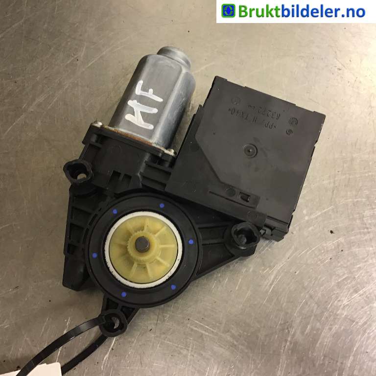 Ruteheis høyre foran til VW Caddy, 2010-2015 (Type III, Fase 2)  (VOLKSWAGEN|1T0 959 702 R)