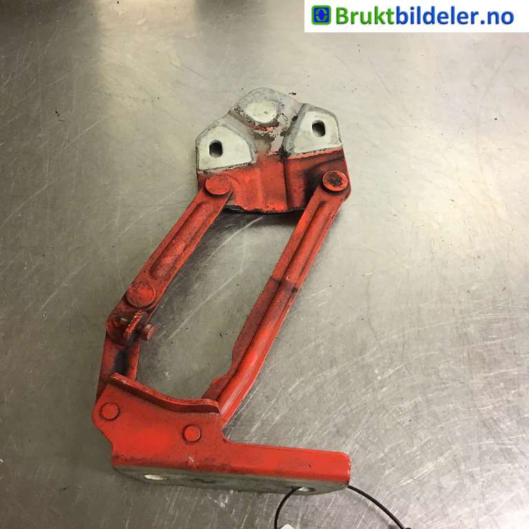 Panserhengsler til VW Caddy 2010-2015 (Type III, Fase 2)  (VOLKSWAGEN|1T0 823 301 E|)