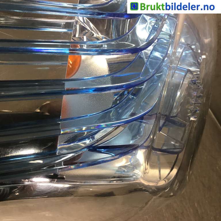 Baklykt venstre til Renault Zoe 2013-2019 (Fase 1)  (RENAULT|265554013R|2628 0 106|)