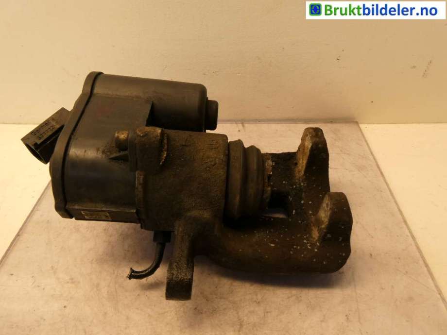 Bremsecaliper høyre bak til VW Passat, 2005-2010 (B6) (B6) (VOLKSWAGEN|3C0 615 404 B)
