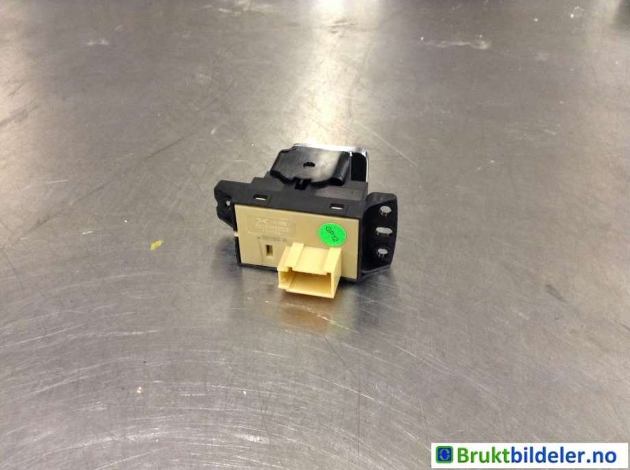 Bryter elektrisk håndbrekk/parkbrems til XPeng P7 2021-->>  (8225005ED2|)