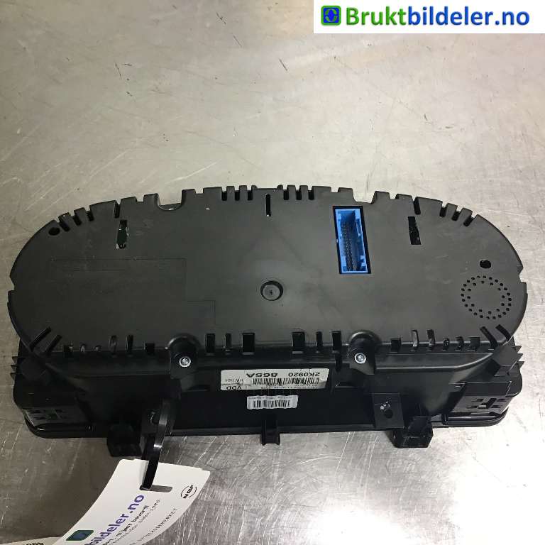 Instrumentpanel til VW Caddy 2010-2015 (Type III, Fase 2)  (VOLKSWAGEN|2K0 920 865 A|)