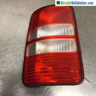 Baklykt venstre til VW Caddy,   (VOLKSWAGEN|2K0 945 111 A)