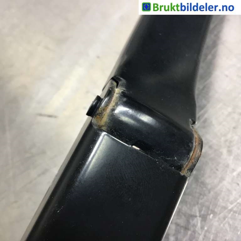 Viskerarmer frontrute til VW Caddy 2010-2015 (Type III, Fase 2)  (VOLKSWAGEN|2K1 955 410 B|)