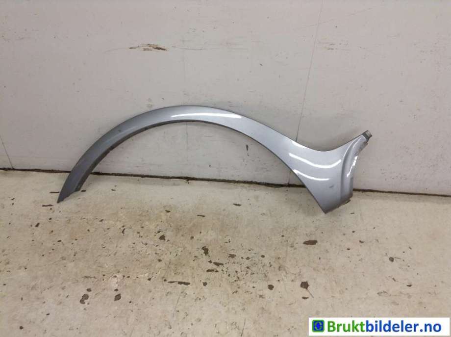 Hjulbuelist venstre foran til BMW X3, 2003-2006 (Fase 1) (E83) (E83) (BMW|51 71 3 405 817)
