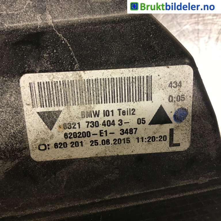 Baklykt fra støtfanger til BMW i3 2013-2022  (BMW|63 21 7 304 043||63 21 7 304 043-05)