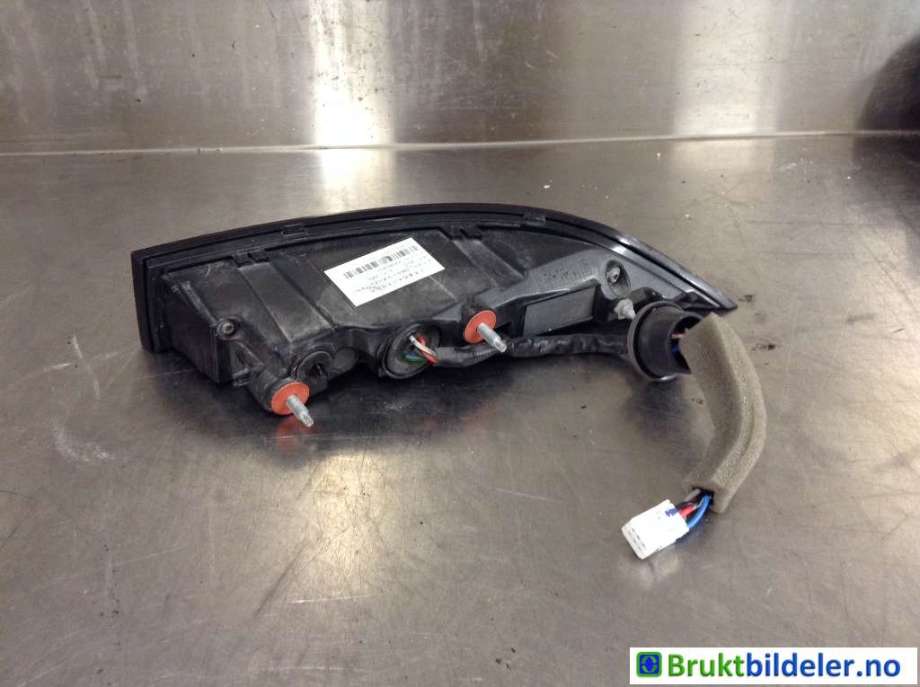 Baklykt venstre til XPeng P7 2021-->>  (7305003ED1-10 00|)
