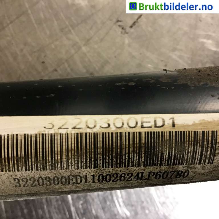 Drivaksel høyre bak til XPeng P7 2021-->>  (3220200ED1|1002624LP60780|3220300ED1)