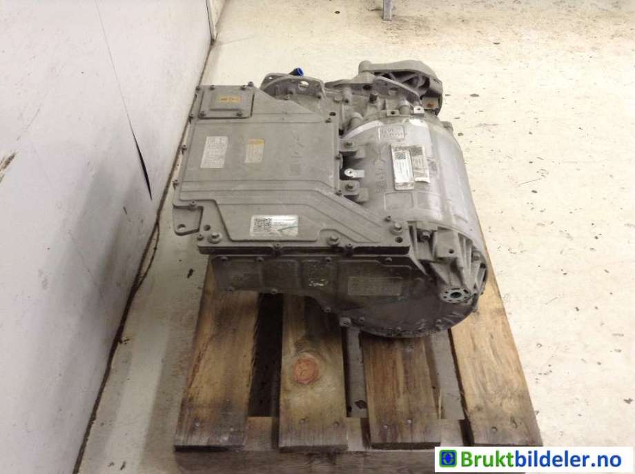 Motor elbil bak til XPeng P7 2021-->>  (1031001ED1-10-01||1032001ED1-10-01)