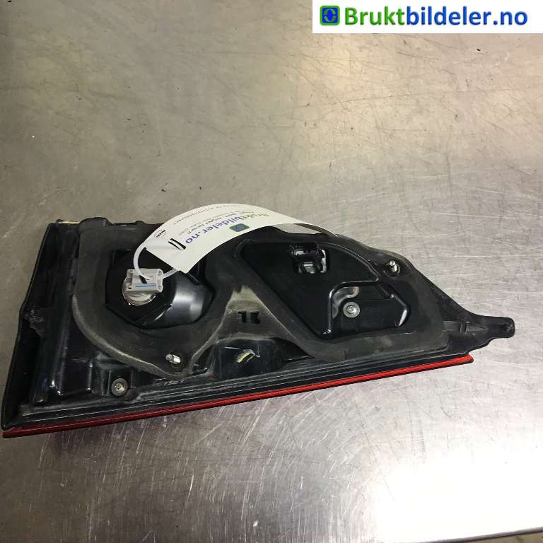 Baklykt venstre indre til Nissan Qashqai 2014-2021 (Type II)  (NISSAN|26555-HV05A|)