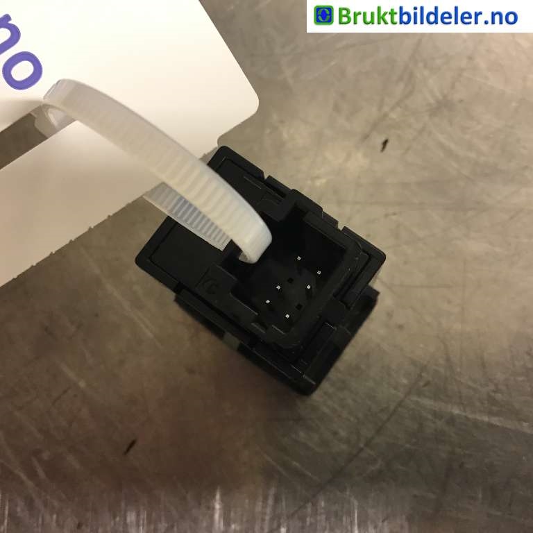 Bryter diverse til Nissan Qashqai 2014-2021 (Type II)  (NISSAN|4EA0A|70410A|)