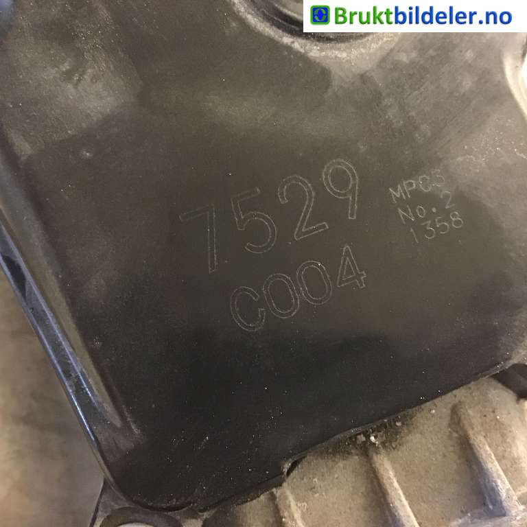 Viskermotor frontrute til Nissan Qashqai 2014-2021 (Type II)  (NISSAN||7529C004)